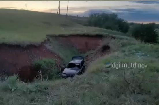 Башкортстанда күрше авылга кибеткә барганда авариядә дүрт бала имгәнгән