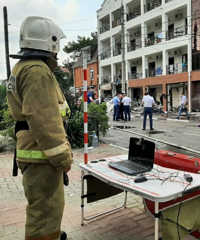 Геленджикта кунакханә бинасында шартлау булган, үлүче һәм имгәнүчеләр бар