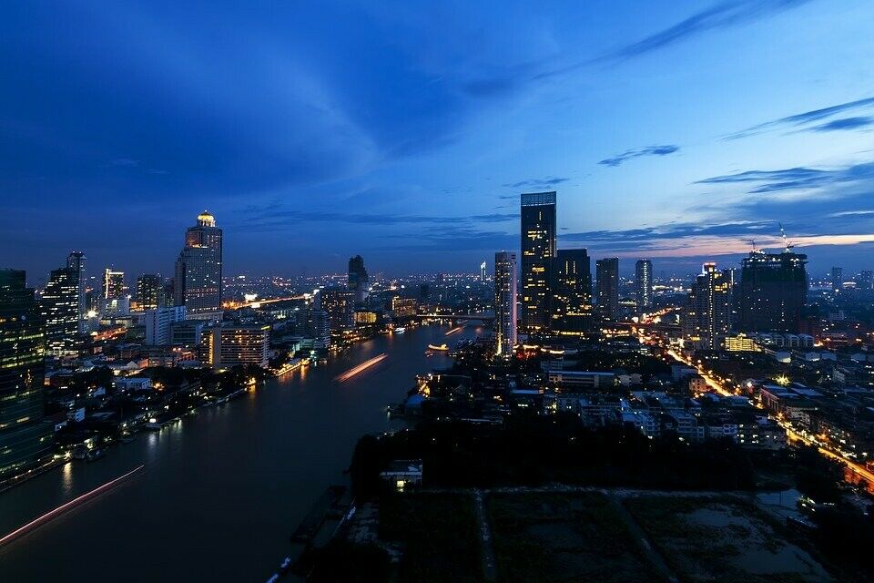 Таиланд башкаласы Бангкок шәһәренең исемен Krung Thep Maha Nakhon дип үзгәртәләр