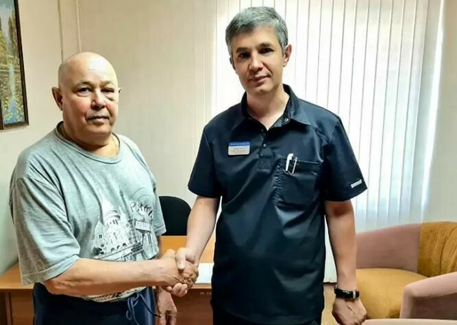 Чаллыда яшәүче ир-ат, коронавирус белән авырганнан соң, сукырайган, күзе үлекләгән