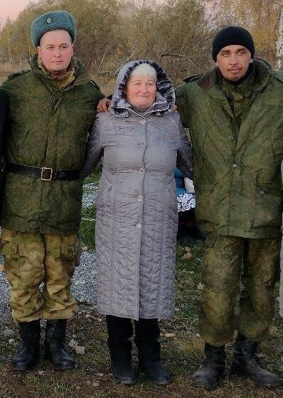 Тукай районында мобилизация белән Украинага киткән ике бертуганны соңгы юлга озатканнар