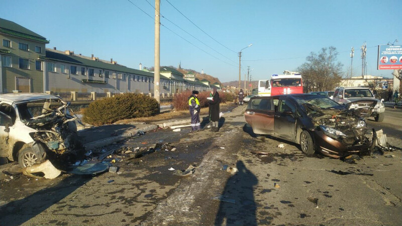 «Гел әтисе белән әнисен чакыра». Авариядән соң ятим калган кыз авыр хәлдә хастаханәдә ята