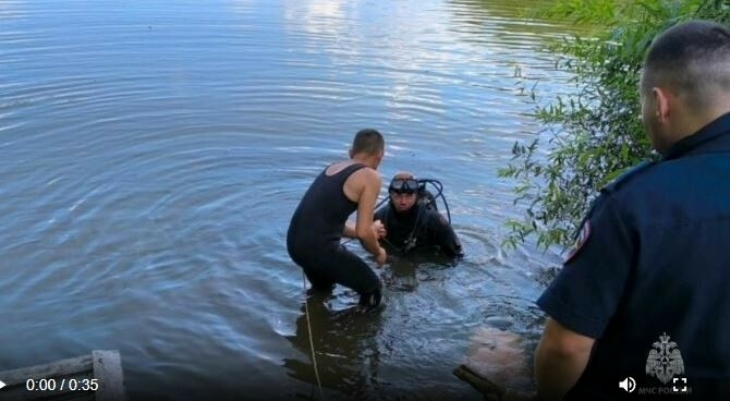 «Дуслары янына чыкмакчы иде». Биектаудагы күлдә баткан кешене 6 м тирәнлектән тапканнар