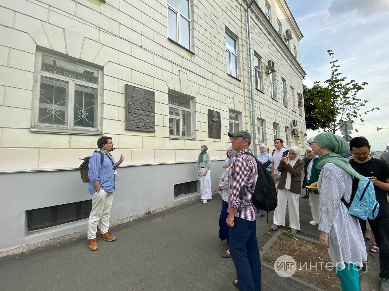 Әдәби сәяхәттә: «УНИКС» бинасында Такташка мемориаль бүлмә ачылырга тиеш булган, тик...»