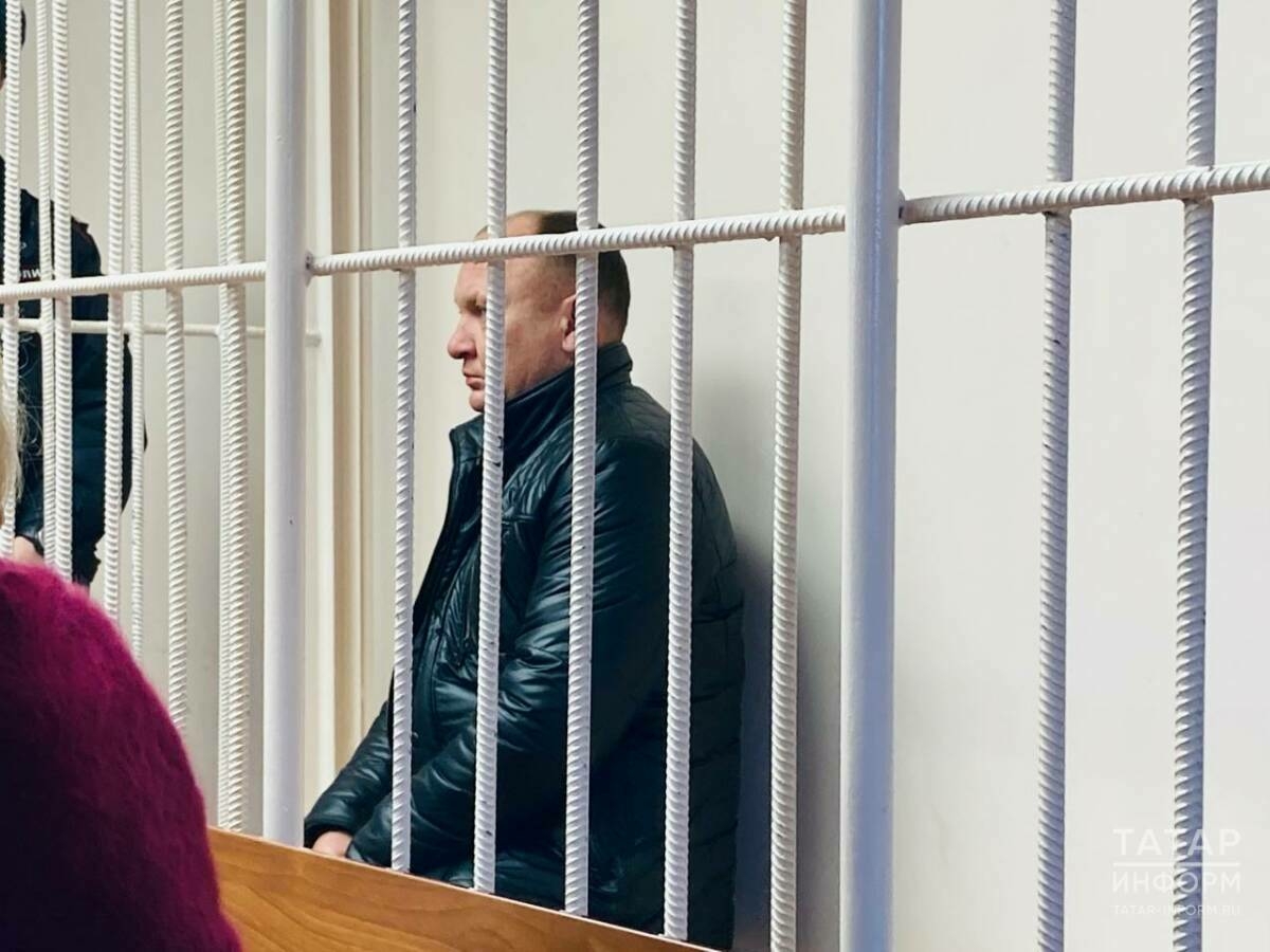 Актаныш башкарма комитетының элеккеге башлыгына карата җинаять эшен судка тапшырганнар