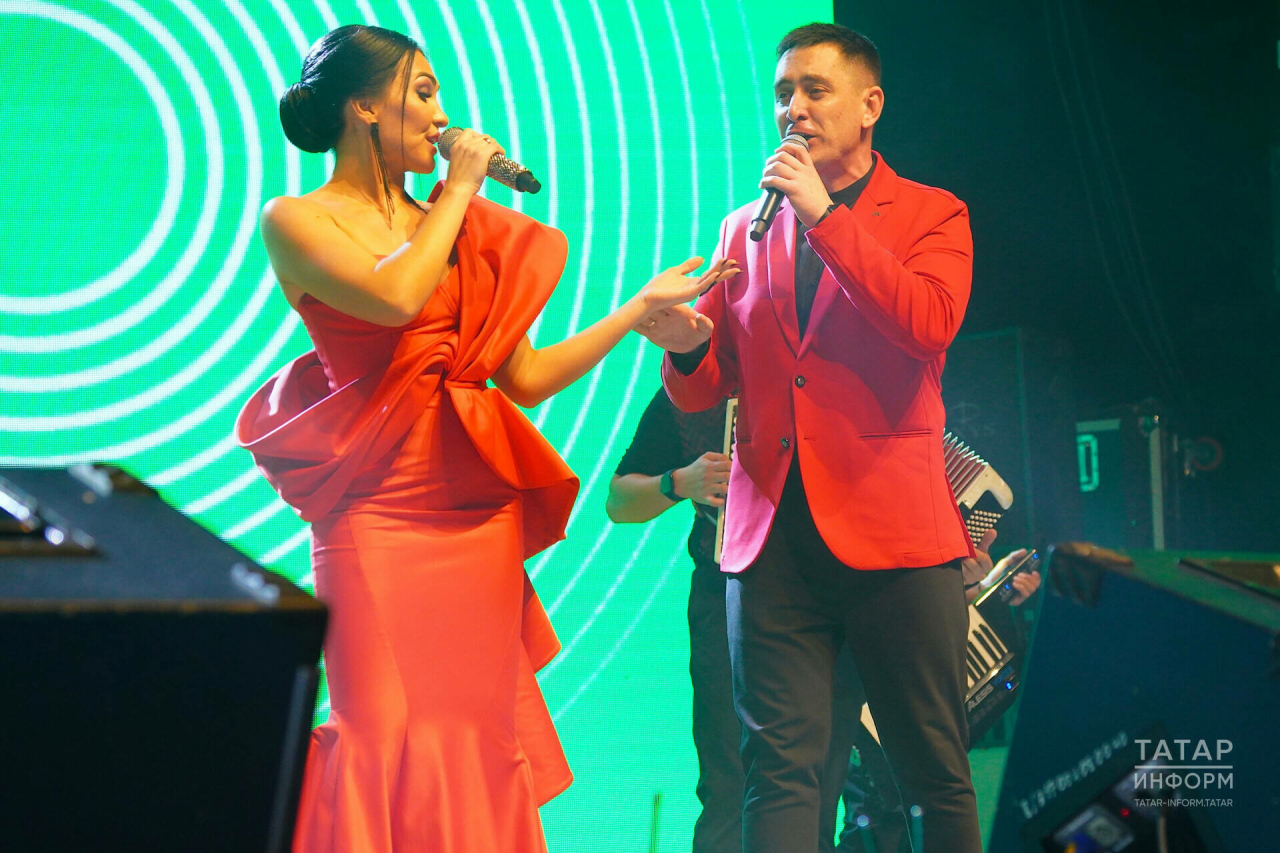 Зинира һәм Ризат Рамазановлардан яңа җыр: «Икәү бергә картаясы килә»