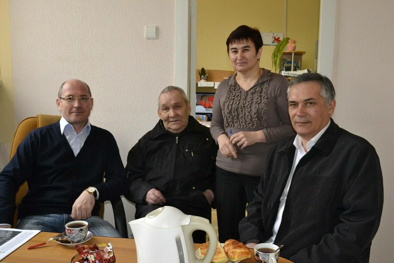 Журналист, язучы Амур Фәләх: «Минем хыялым артист булу иде»
