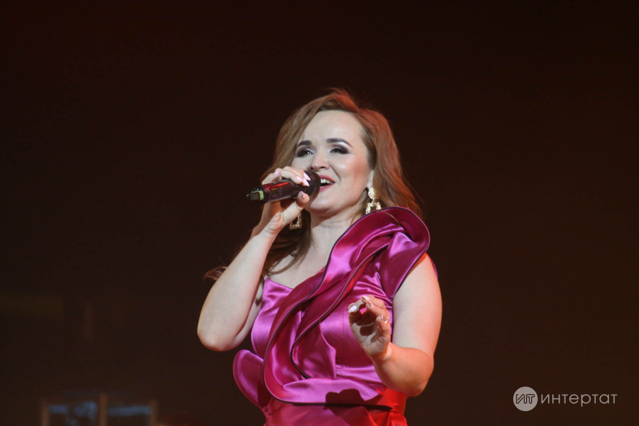 «Нинди генә хатлар килми миңа» – Гөлназ Сираева татар хатын-кызларын тәнкыйтьли