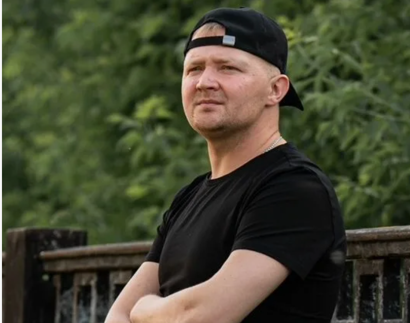 «Газиз, яраткан улын...» – Блогер Рәмис Гыйльметдиновны әнисе «кара исемлек»кә керткән