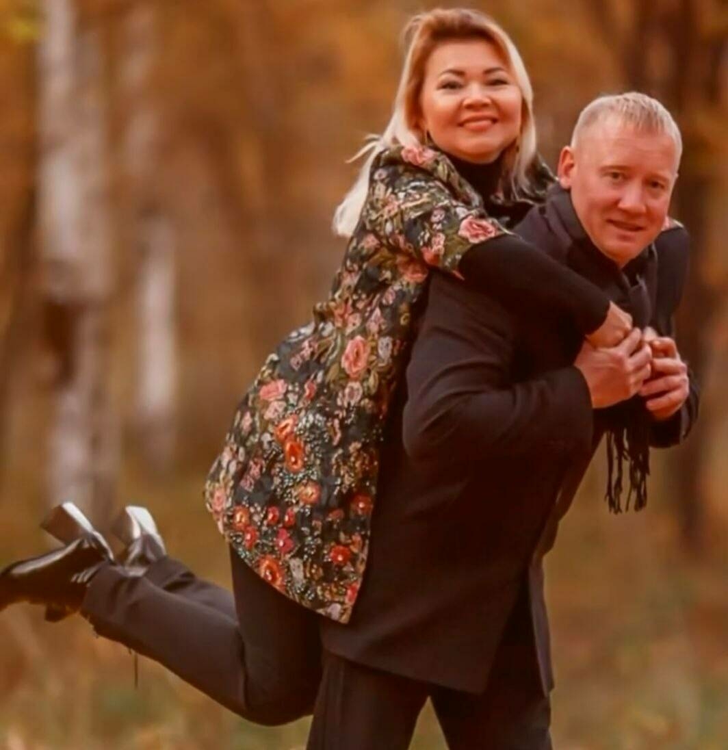 Гүзәл һәм Илназ Баһлардан премьера: «Үбим әле, үбим битләреңнән»