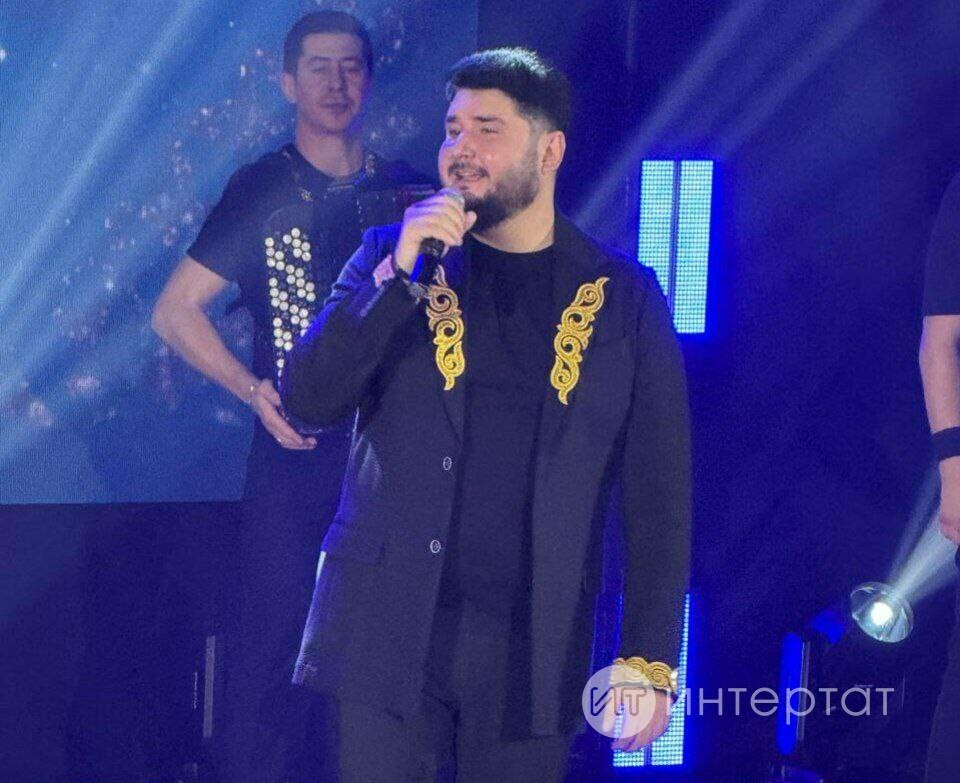 Руслан Кираметдинов концертында: «Мин сөяргә һаман сәләтле»