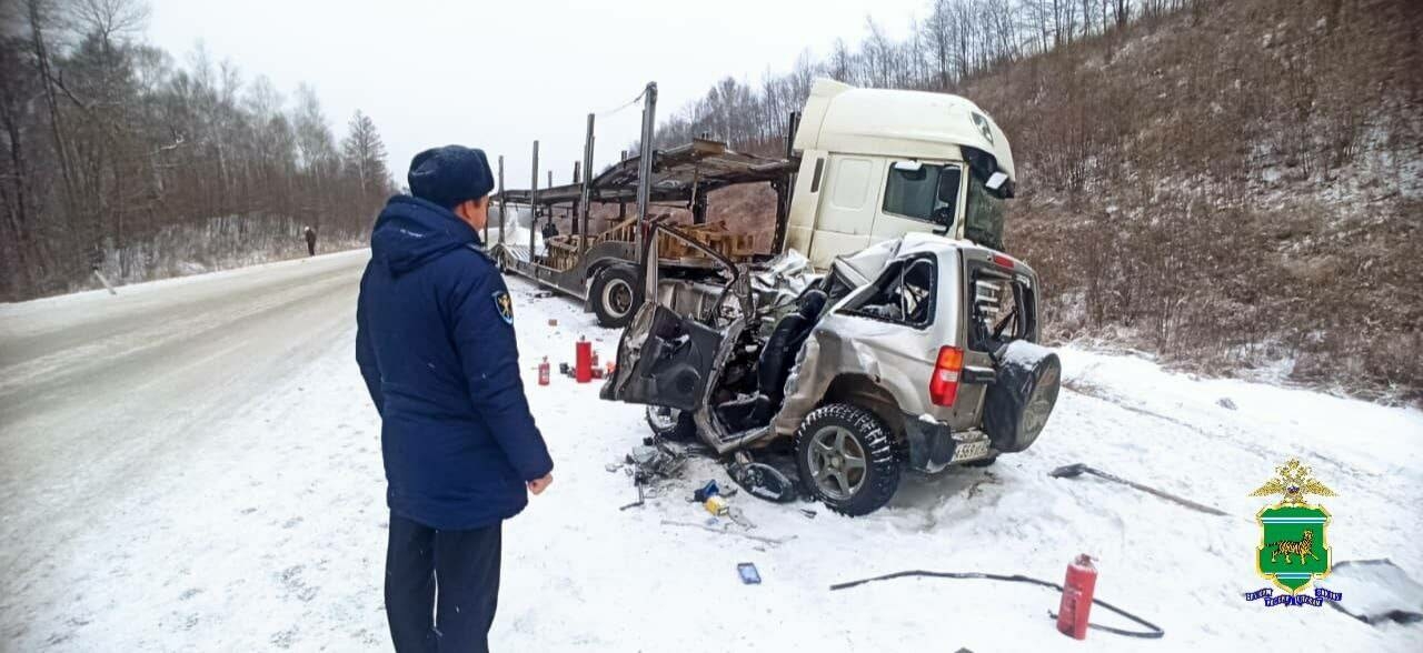 Исән калу шансы булмаган: трассада автовоз белән бәрелешкәч, яшь пар һәлак