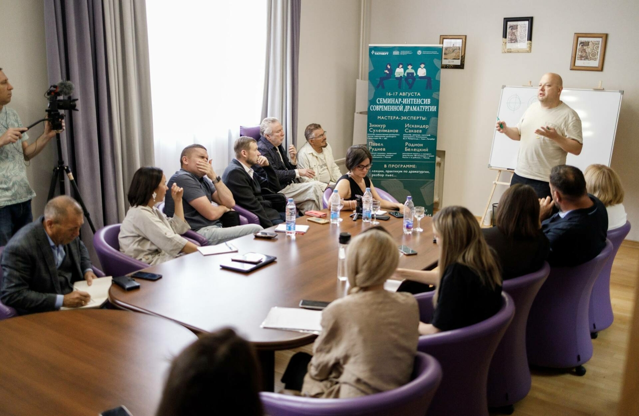 «Өметсезлектән – зур җиңүгә»: драматургия семинары нәтиҗәләре һәм киләчәккә планнар