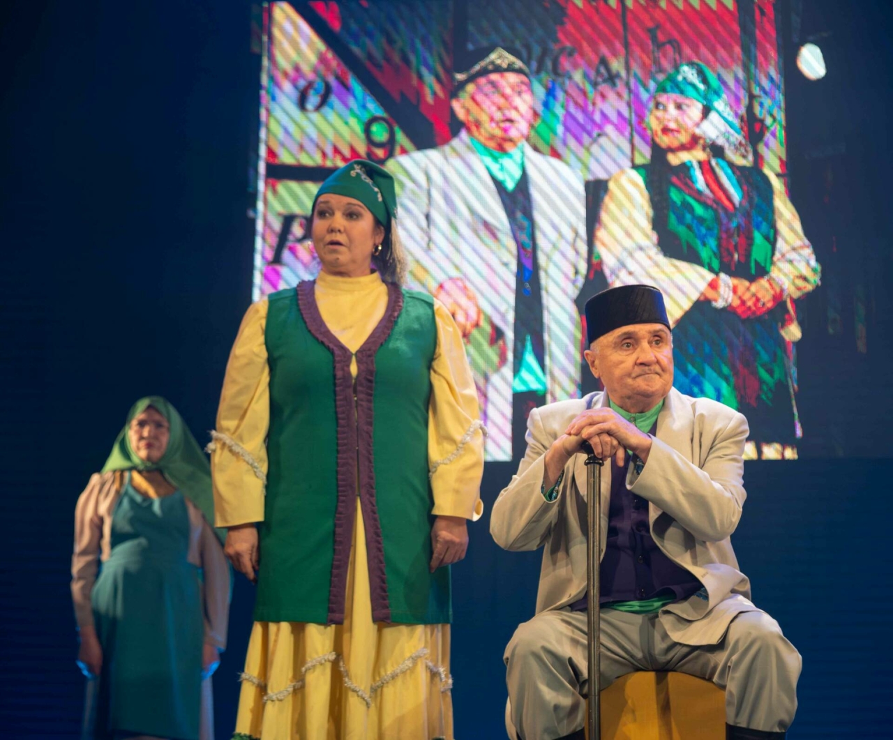 «Сылу Бәйрәмованың тормыш юлы буенча китап язарлык, кино төшерерлек»