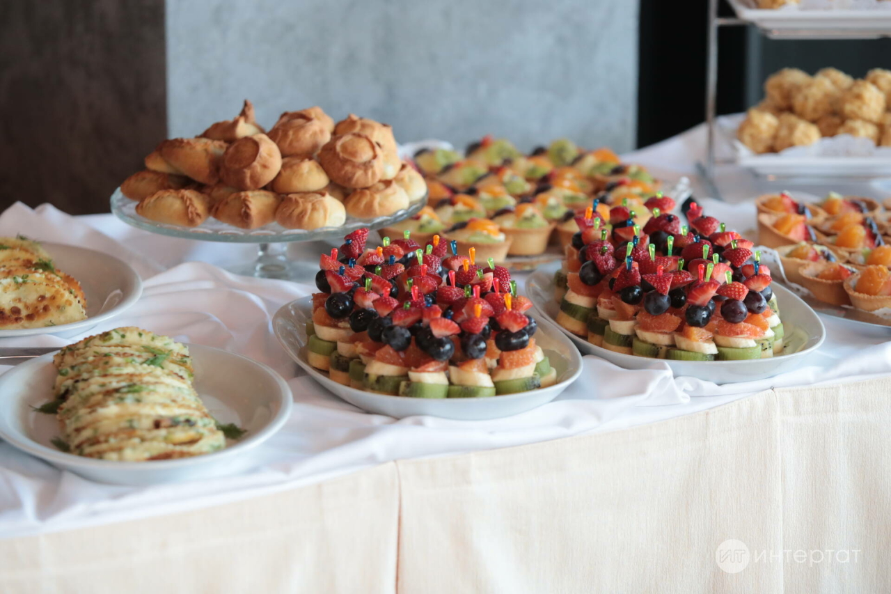 Ат елын каршылаганда табында нинди ризыклар булырга тиеш: киңәшләр, рецептлар