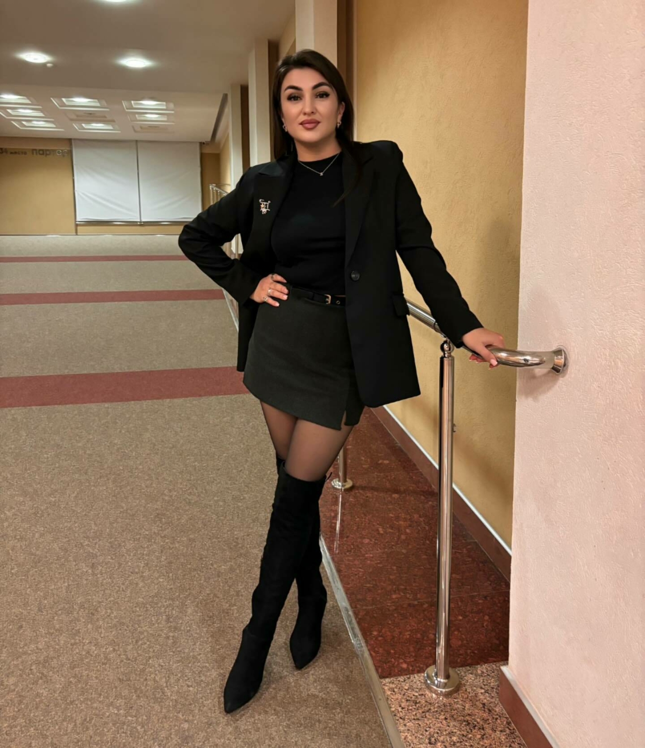 Гүзәл Рәхимуллина үзенең беренче җырын чыгарды: «Ятларга син сукмагың өзмисең-өзмисең...»