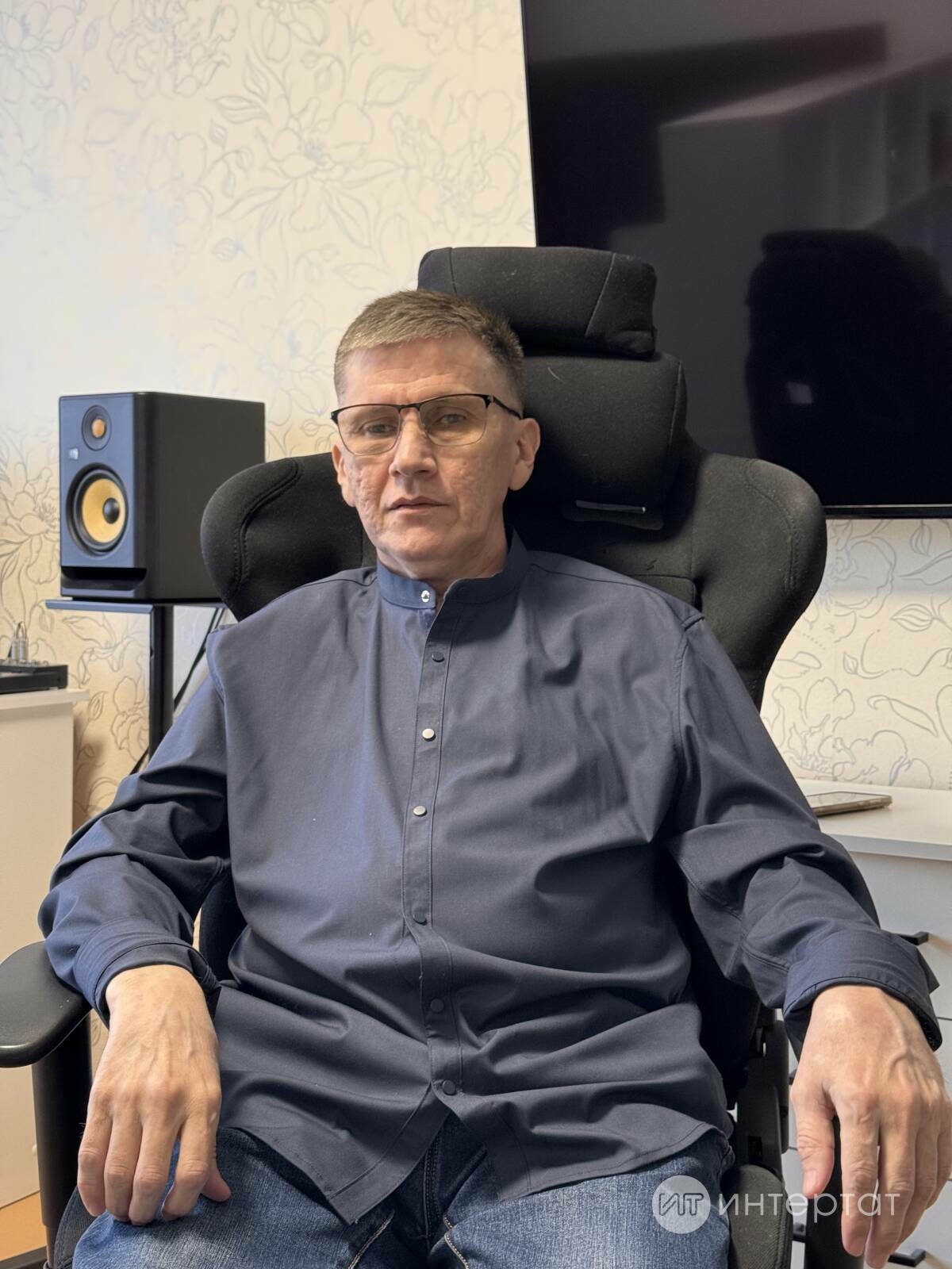 Дәниф Шәрәфетдинов белән эксклюзив: Иҗат, мәхәббәт, гаилә, сынаулар һәм җырчылар турында