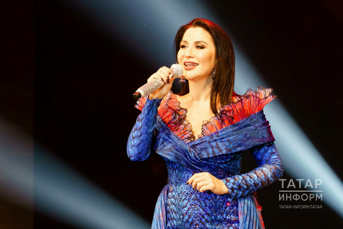 «Бабайлар йорты»: Илсөя Бәдретдинова үзенең кызыклы коллекциясен күрсәтте