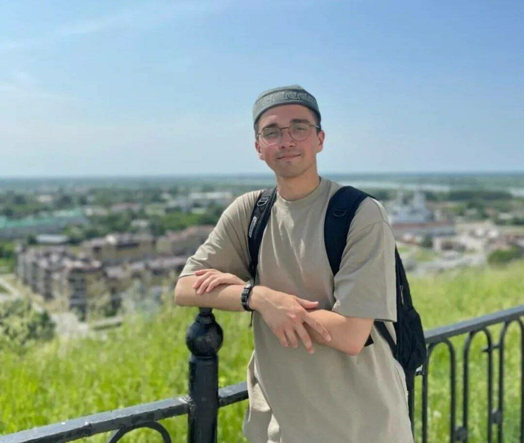 «Рәхмәт, милләт» – Ильяс Фәрхуллин бүләкләнгән