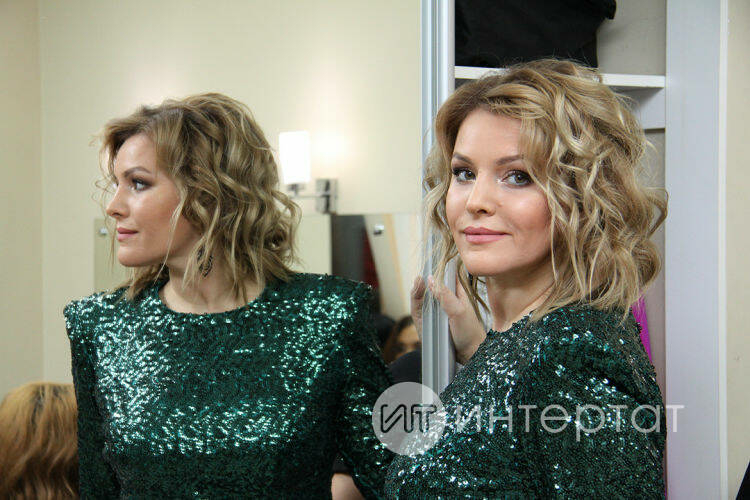 Алинә Сафиуллина Альбина Апанаева турында: «Аерылды да...»