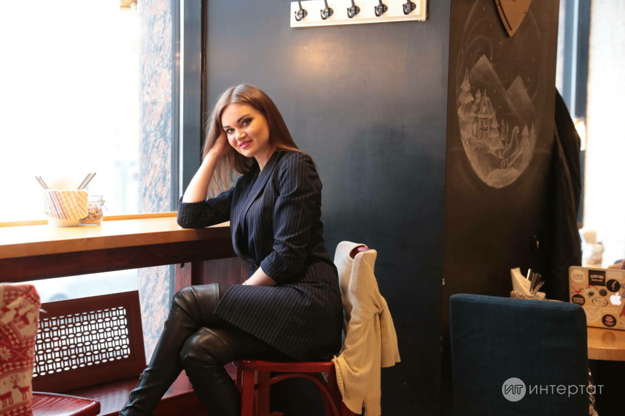 Җырчы Аиша: «Беркайчан да ир-ат өчен түләмәгез!»