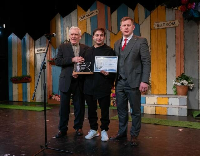 Яңартылган «Һөнәр»: 20 таныклык, 10 спектакль һәм бер премия. Анысын Дамир Сидеев алды