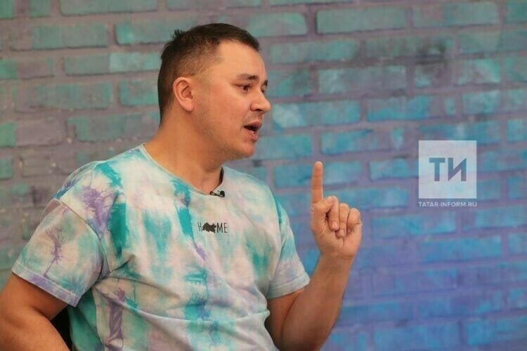 Әбри Хәбриев: «Кеше ни әйтер, дисең дә, башыңны аска иеп...»