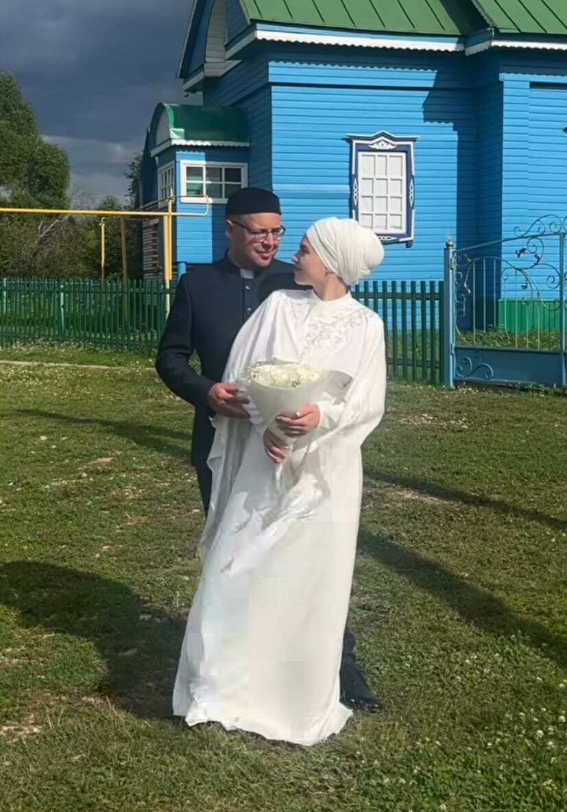 Режиссер Александр Далматов өйләнгән