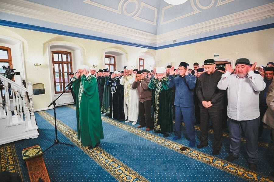 Тарихи Мәчкәрә мәчетендә Корбан гаете: «Кеше гомере, малы һәм намусы – изге төшенчәләр»
