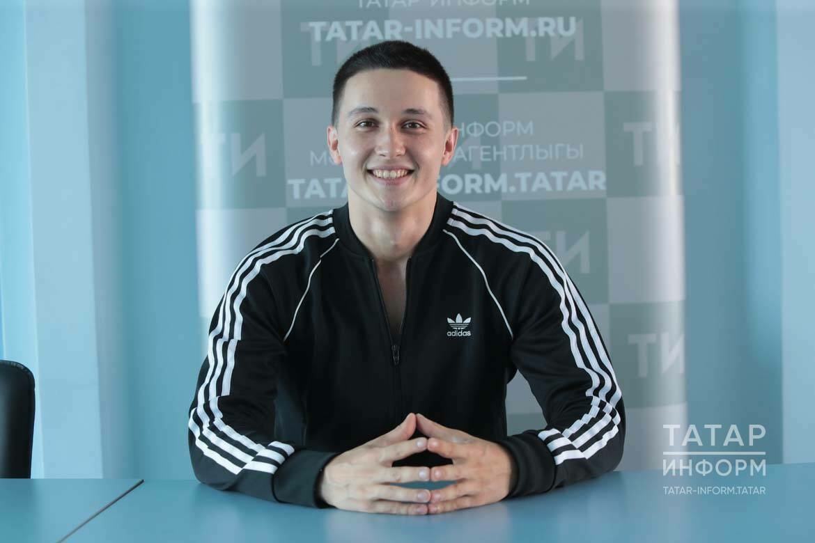 Айрат Закиров – Илсөядә ябыгуы, чалбарлары һәм Рөстәм Закировның кырыс тәрбиясе турында