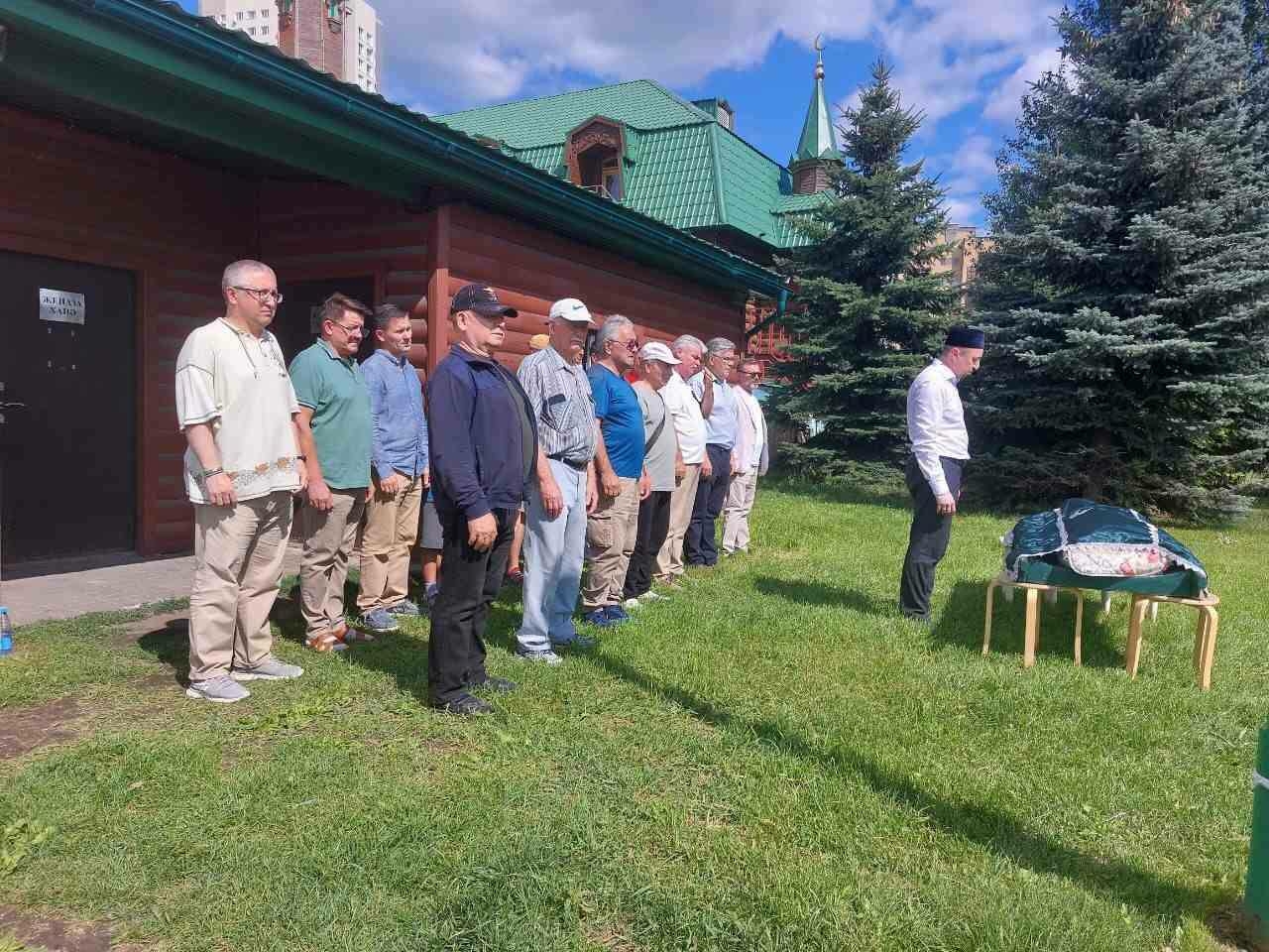 «60 яшенә кадәр «Әпипә» биеде»: Легендар биюче Фердинант Гыймадиевны соңгы юлга озаттылар
