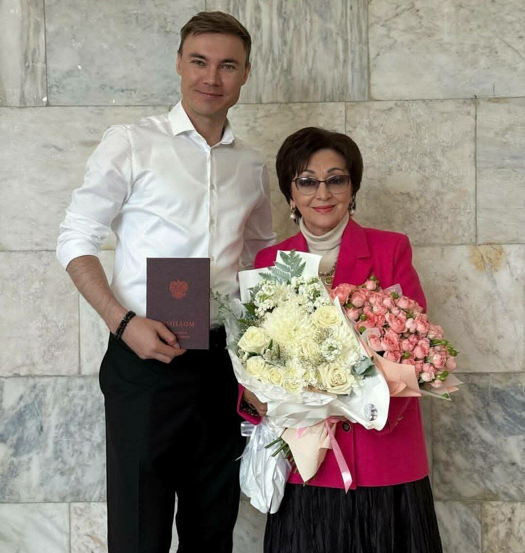 Айдар Рәкыйпов: «Кызыл диплом эченә минем исемем язылган»