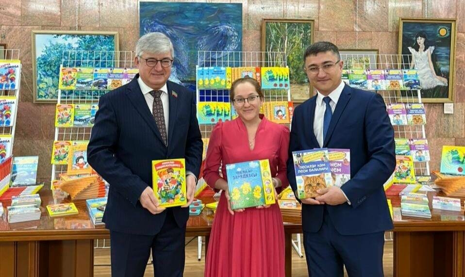Татарстан китап нәшрияты директоры Илдар Сәгъдәтшин эшеннән китә