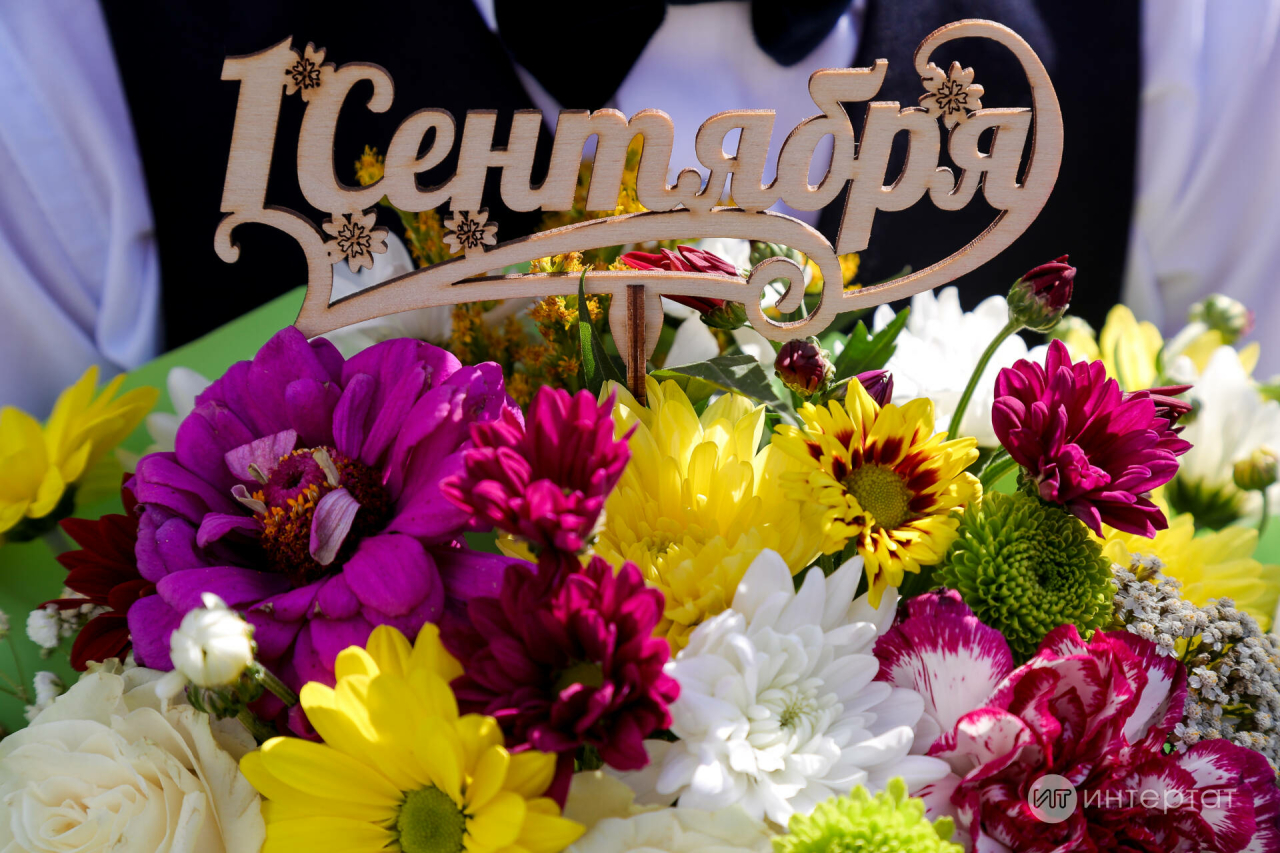 Татарстанда яшь укытучыларга аена 10 мең сум өстәмә түли башлыйлар – саннар