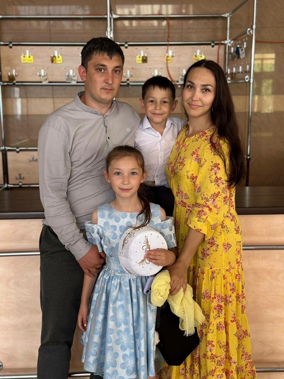 Юл фаҗигасендә һәлак булган Илмар истәлегенә: «Әтиебез беркайчан булмыймени хәзер?..»