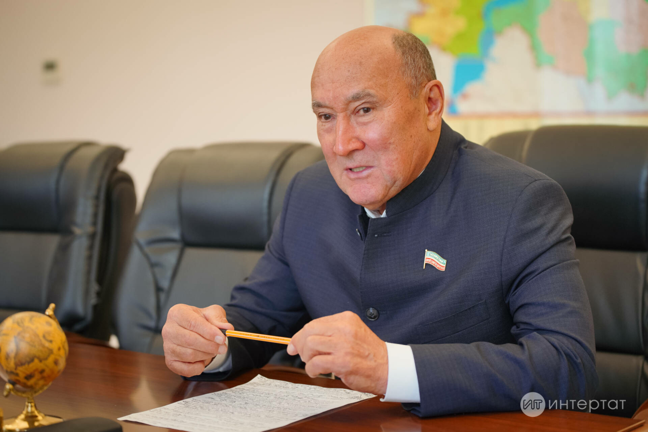 Марат Әхмәтов:«Республика җитәкчелегенең халкыбыз язмышына беркайчан да хыянәт иткәне юк»