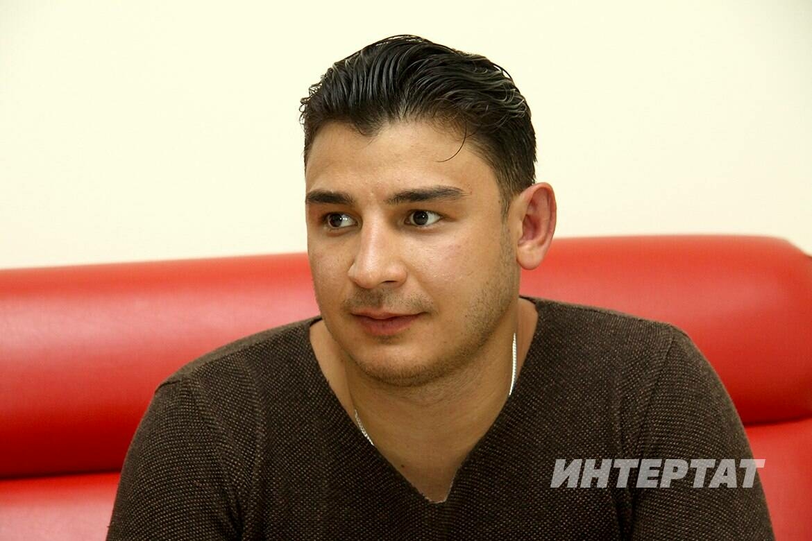 Данир Сабиров: «Гомеремдә икенче тапкыр мәет юдым...»