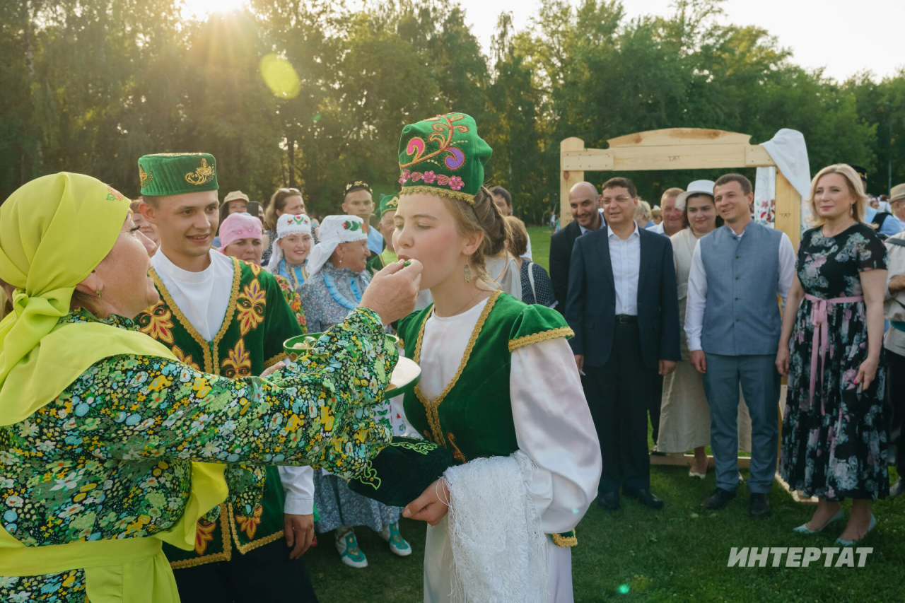 Татарстанда 80 гаилә милли стильдә туй үткәрү өчен грант алган