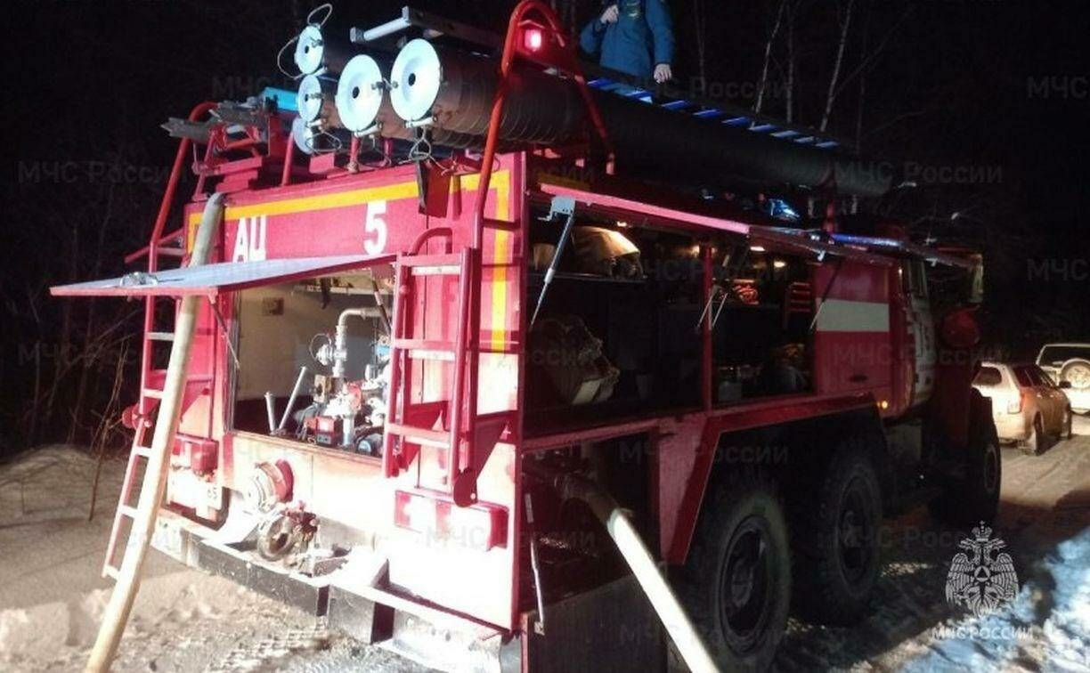 Азнакайда кешеләр утырган автобуска ут капкан