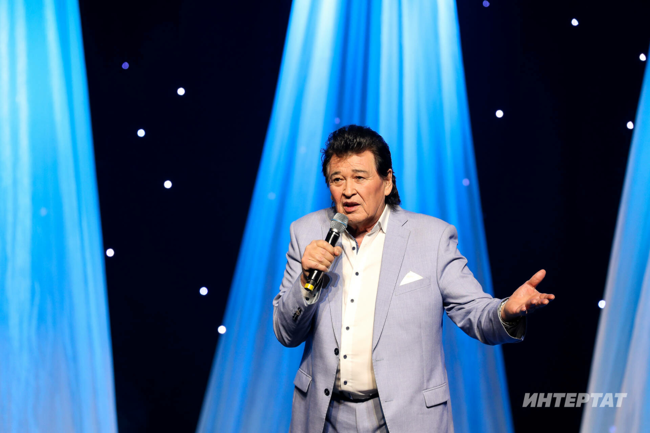 Башкорт театрында Фидан Гафаров бюстын куйганнар: «Үзе исән чакта ясалды»