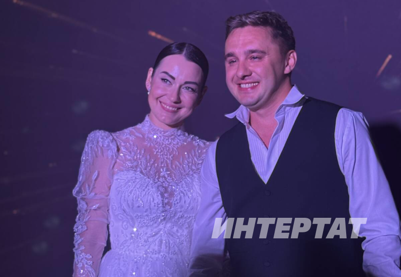 Илнат Фәрхуллин бәби каршылаган