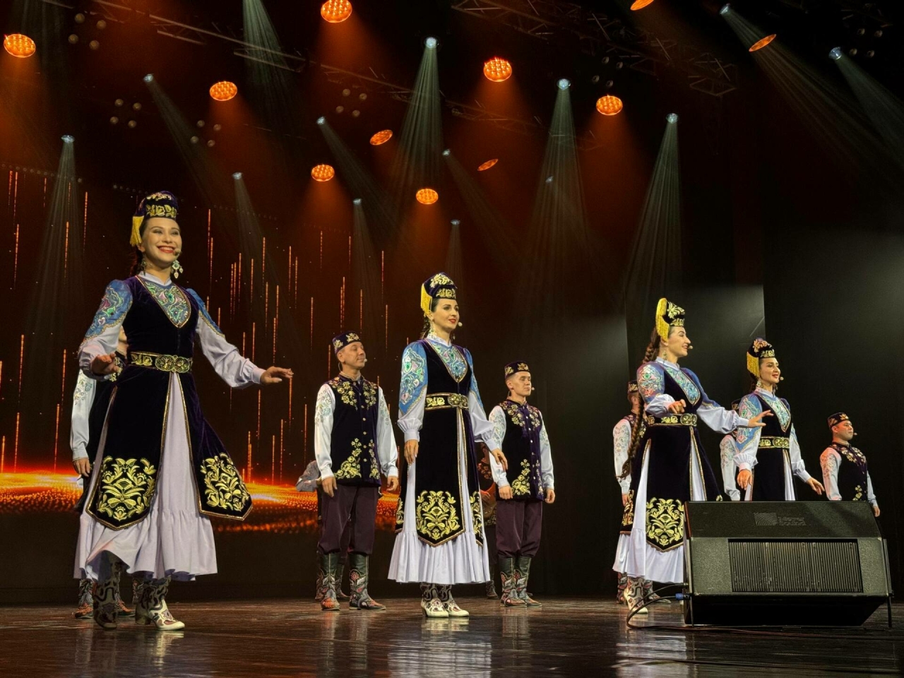 «Күренеп тормасаң, югаласың»: Казанда Таһир Якупов фестиваленең гала-концерты узды