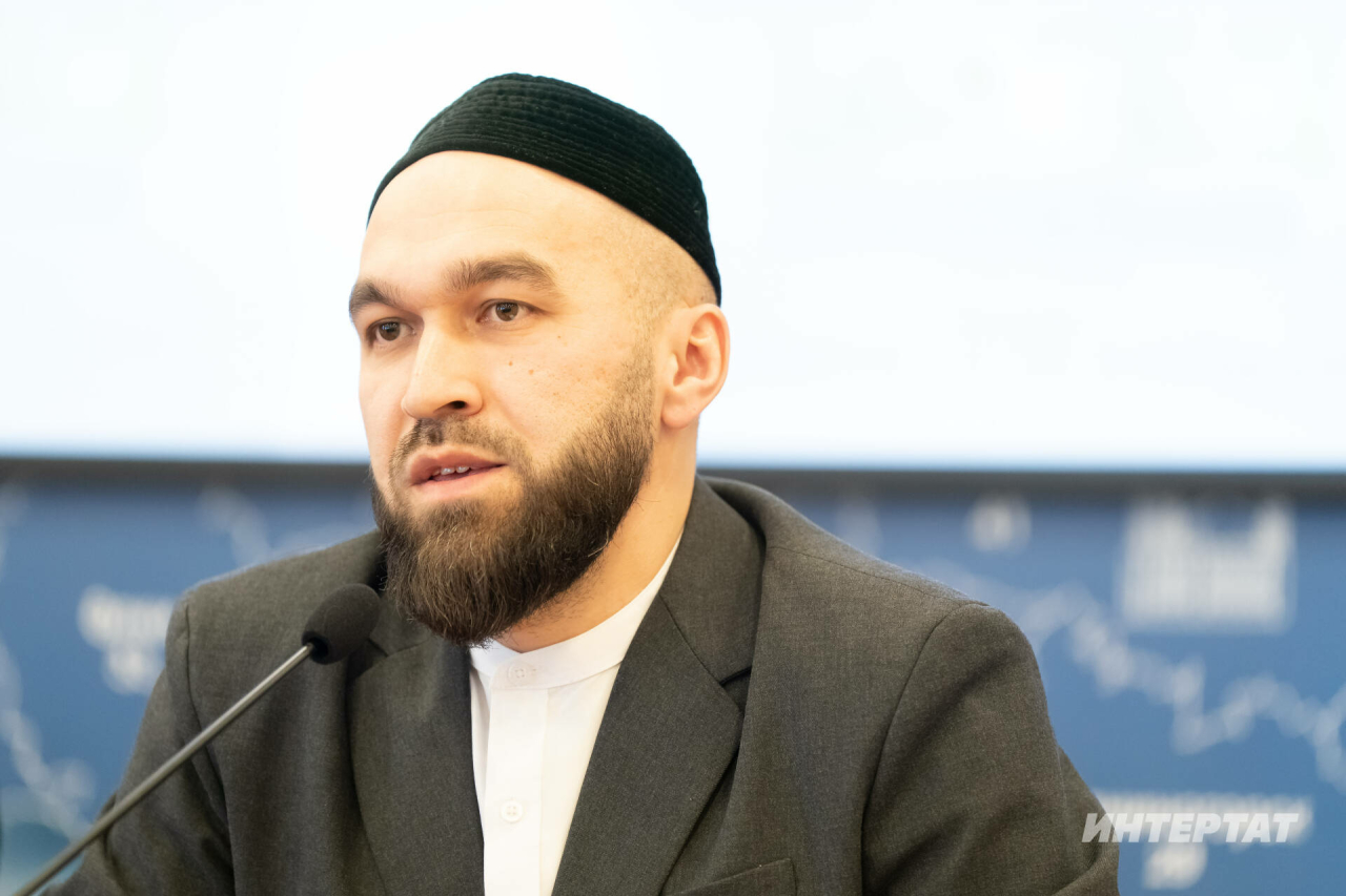 «Зәкят» фонды җитәкчесе Булат Мәрданов: «Фонд волонтерларга, ярдәм итүче кулларга мохтаҗ»