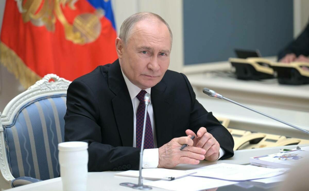 Владимир Путин күп балалы гаиләләргә ипотека буенча ярдәмне киңәйтергә тәкъдим итте