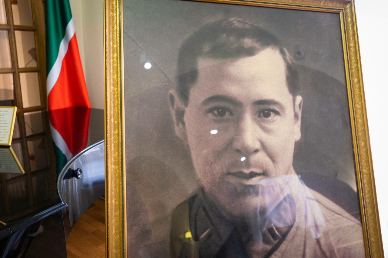 Нәкъ 70 ел элек Муса Җәлилгә Советлар Союзы Герое исеме бирелә