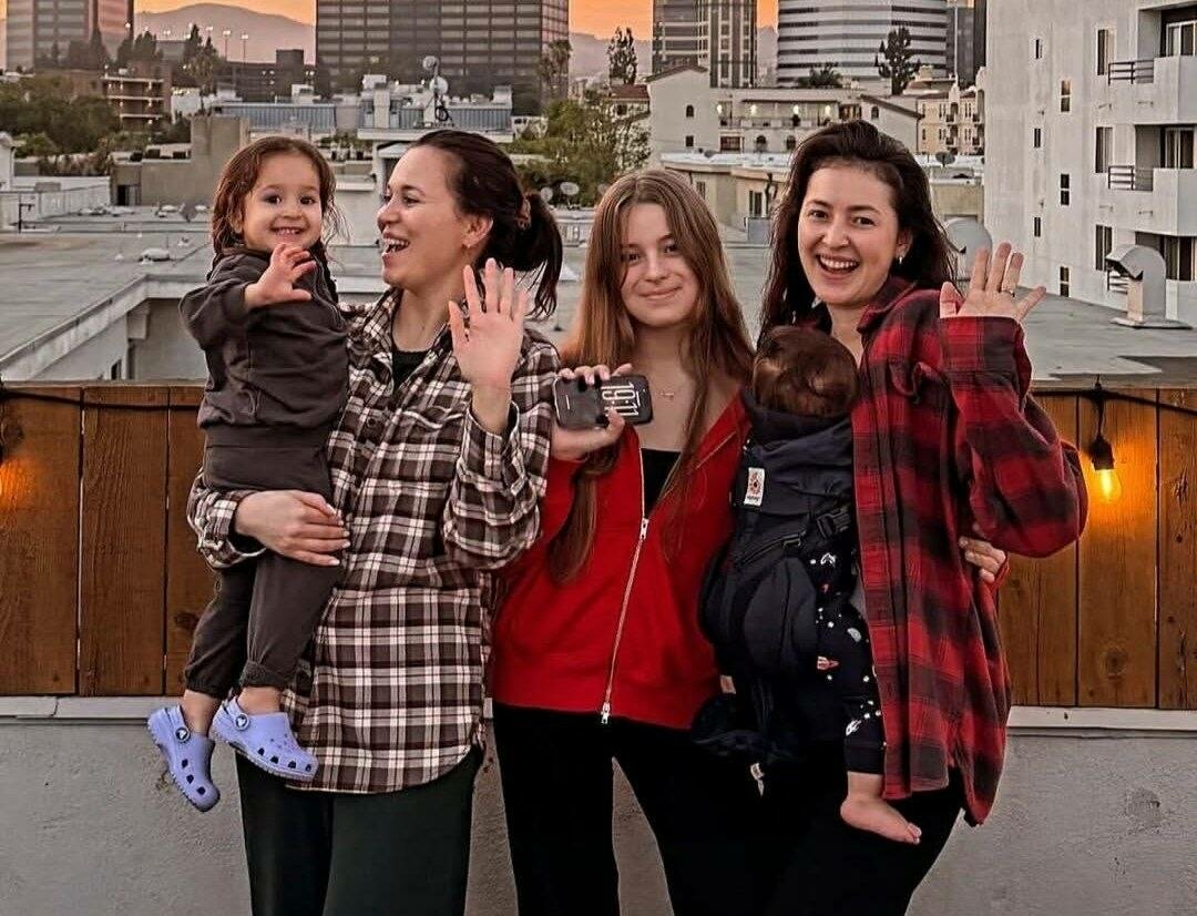 Америкада яшәүче җырчы Гөлназ Батталова кадерле кунаклар каршылаган