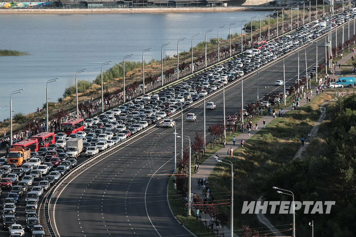 Автоэксперт: «Тән температурасы югары булса, машина белән идарә итәргә ярамый»