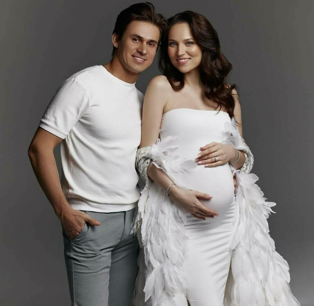 Алия Төхвәтуллина икенче йөклелеге турында: «Безнең өчен Яңа ел бүләге булды»