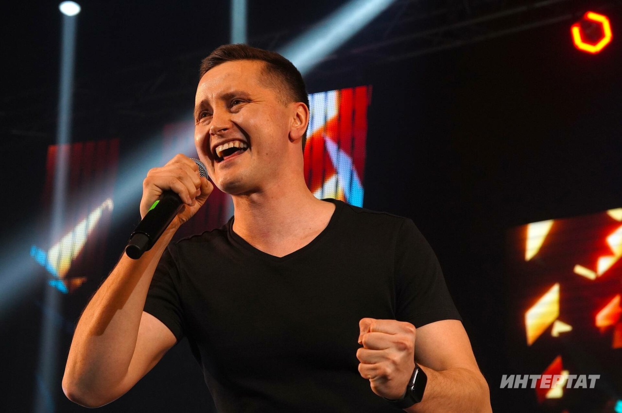 «Исән-сау үстерергә язсын» - Фазлыйәхмәтовлар шатлыклы вакыйга белән уртаклаша