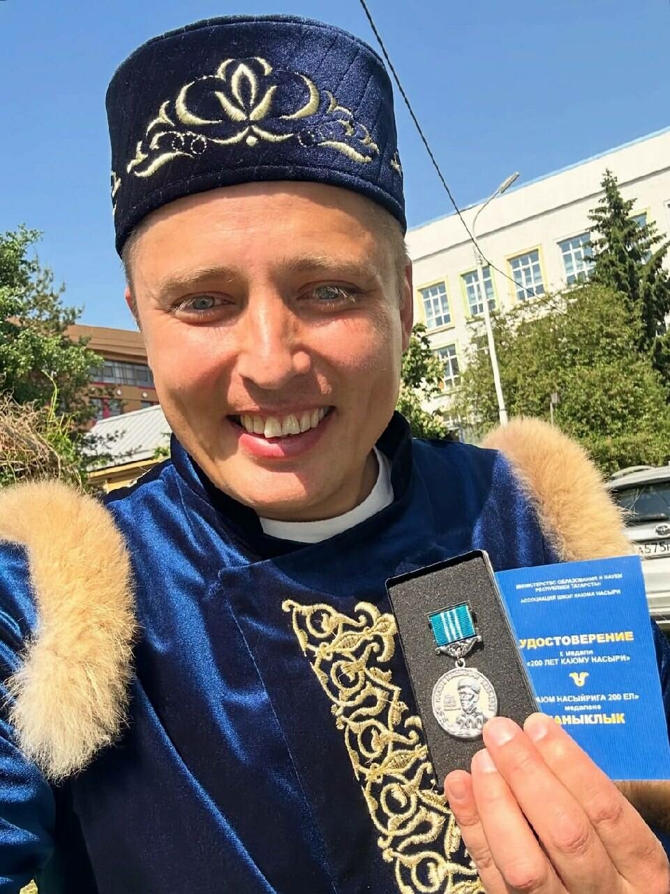 «Зур планнар куеп, алга атлыйбыз» - Ильмир Ямалов бүләкләнгән